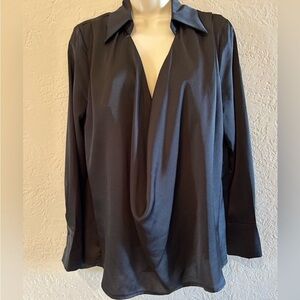 Olia black long sleeve women's top size M